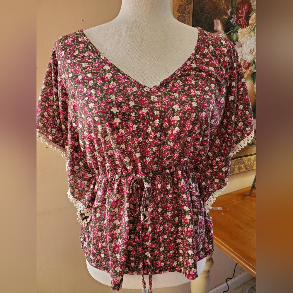 Queen Esther Floral V-Neck Drawstring Waist Top - Pink Floral , Size M, USA,